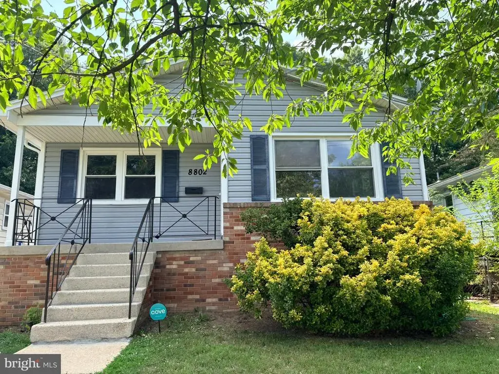 8802 34th Ave, COLLEGE PARK