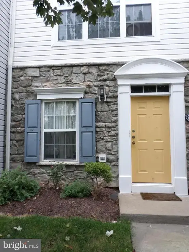 21836 Goodwood #21836, Ashburn