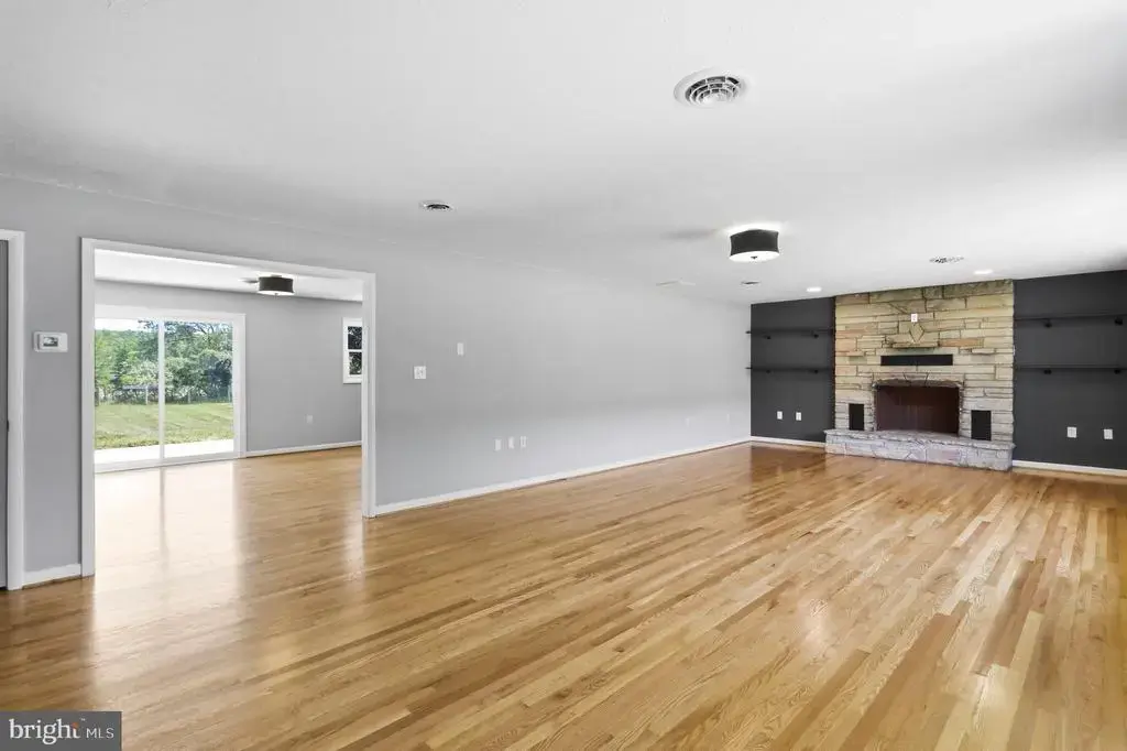 11195 Valley Rd, BERKELEY SPRINGS
