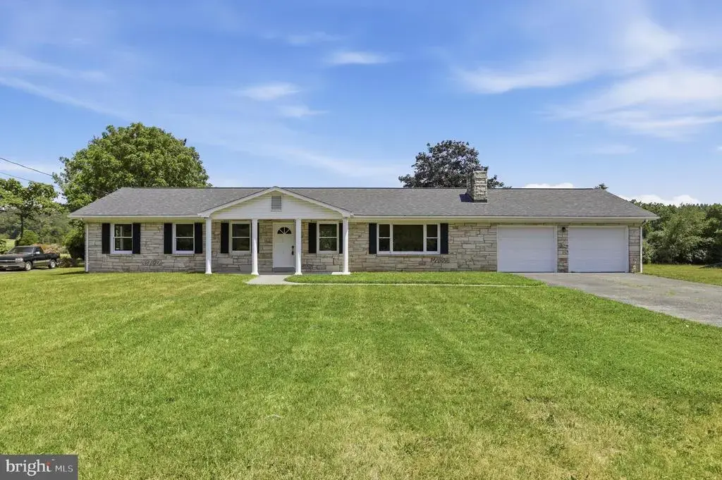 11195 Valley Rd, BERKELEY SPRINGS