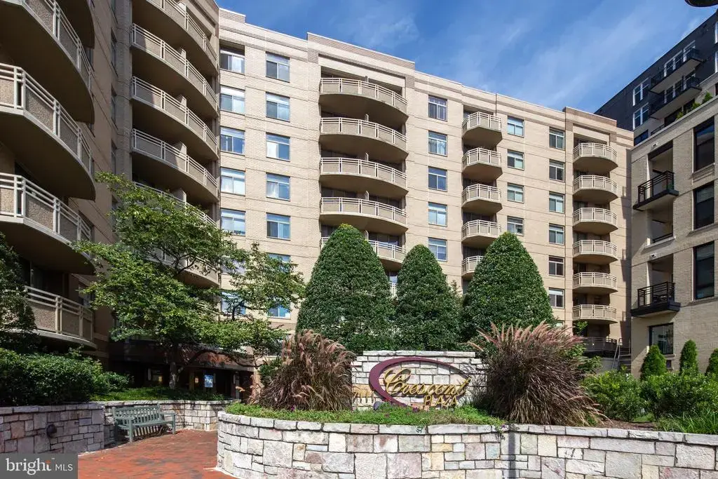 7111 Woodmont Ave #602, BETHESDA