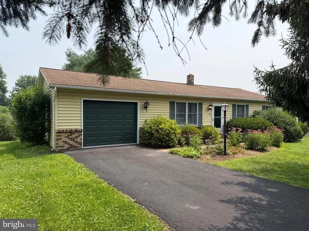 18 Bonnie Ln, REEDSVILLE