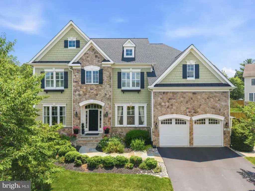 6189 Adeline Ct, MCLEAN