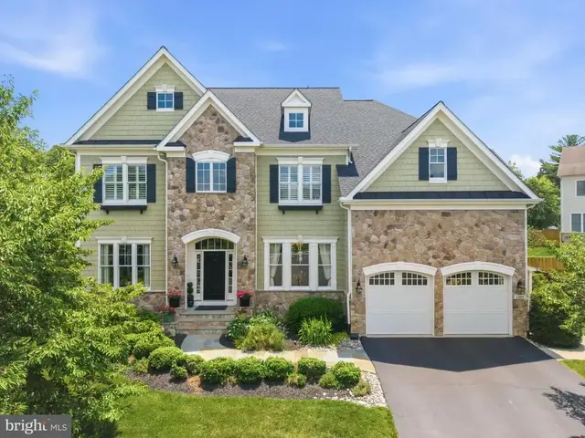 6189 Adeline Ct, Mclean