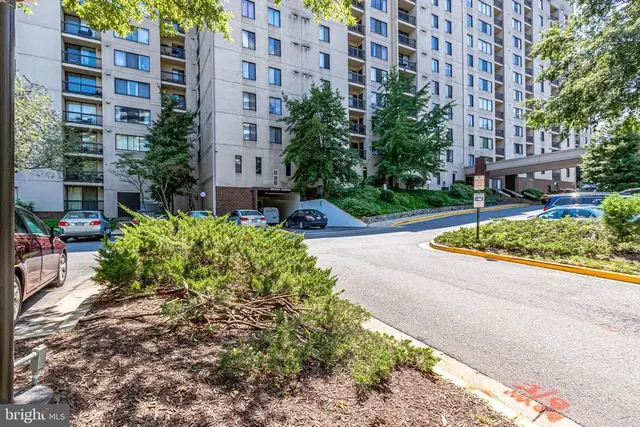 6300 Stevenson Ave #321, Alexandria