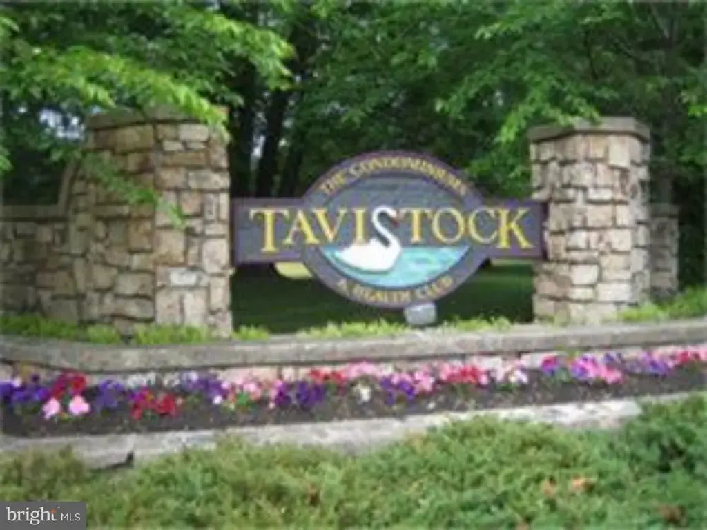272 Tavistock, CHERRY HILL