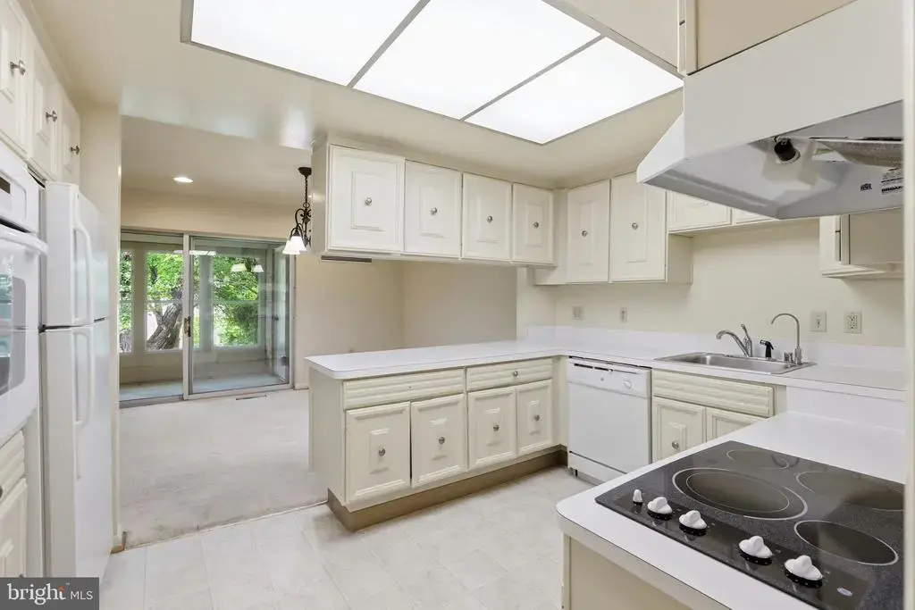 3505 S Leisure World Blvd #29-2e, SILVER SPRING