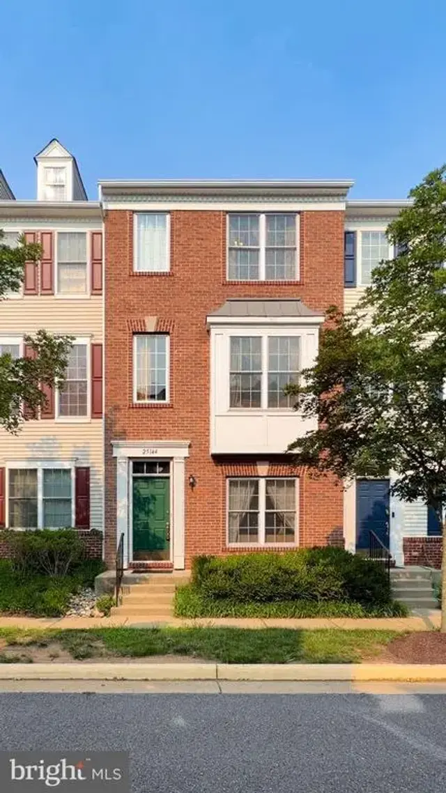 25144 Shultz Ter, Chantilly