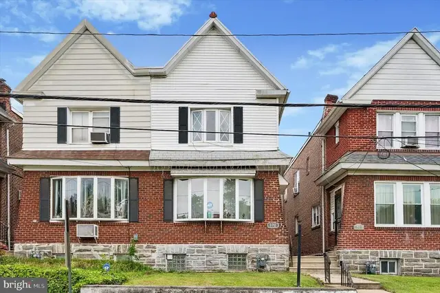 970 Macdade Blvd, Lansdowne