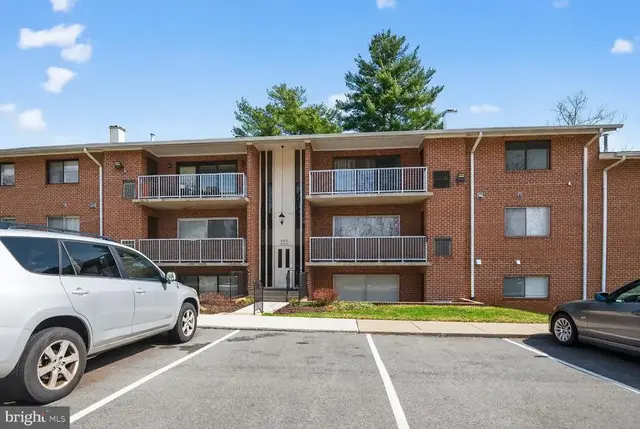 105 Fitz Ct #204, Reisterstown
