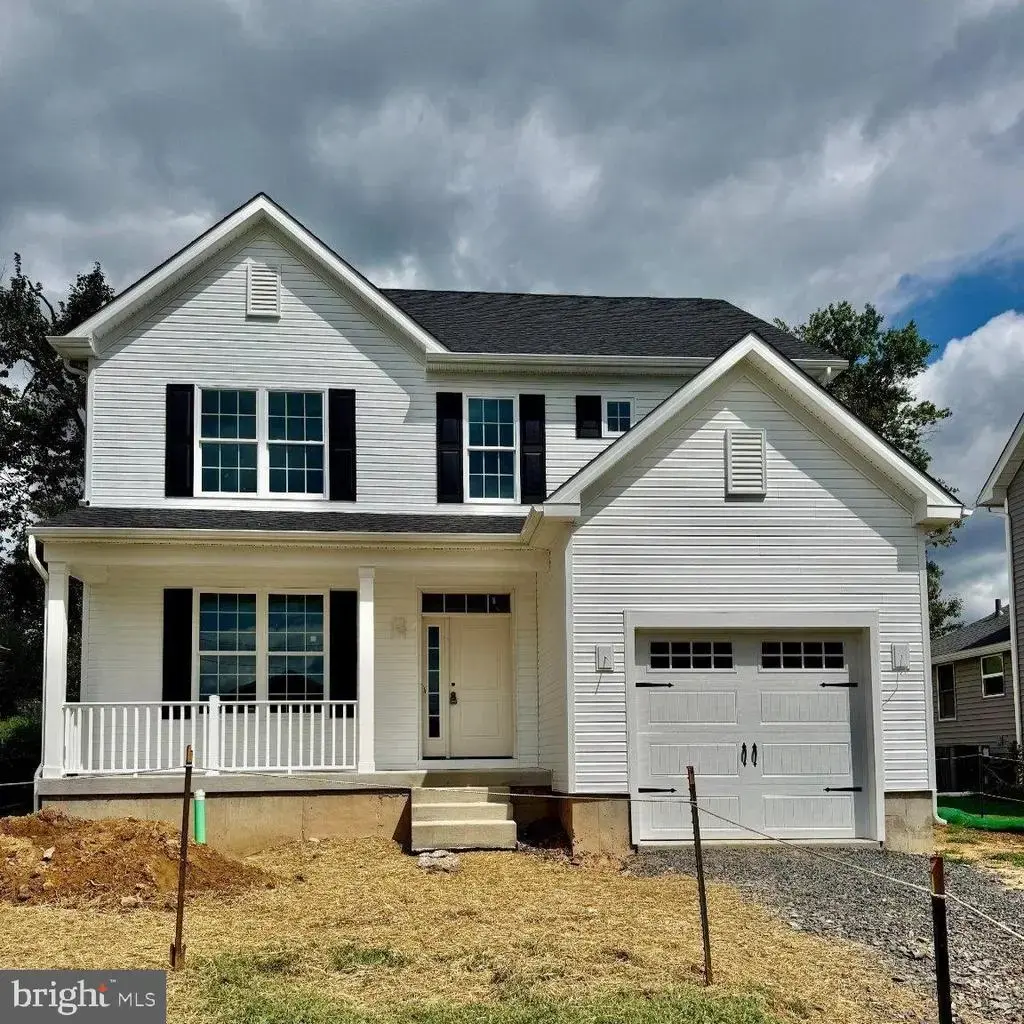 110 W Lehman Ave, HATBORO