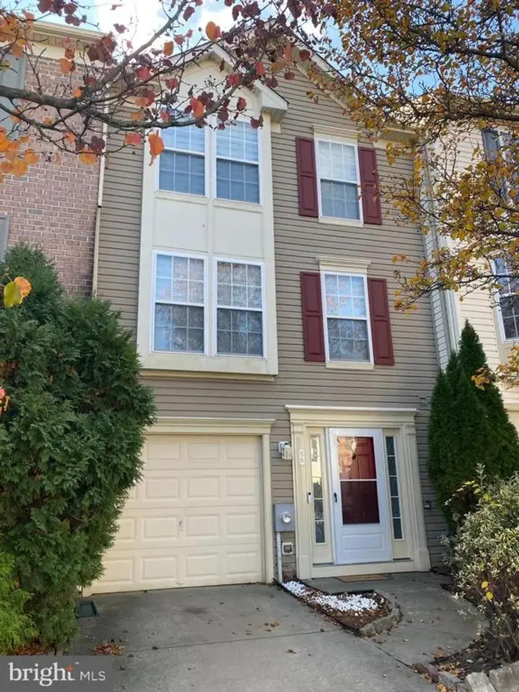 56 Mill Stream, PINE HILL