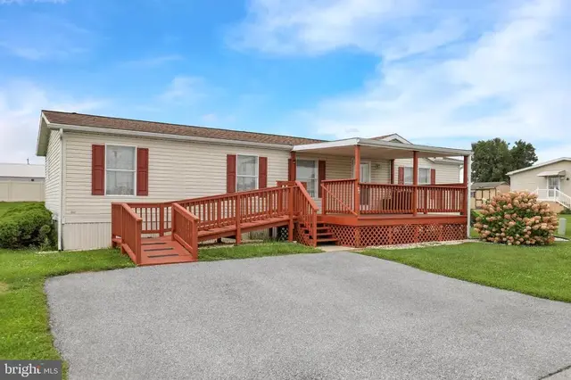 1300 E Kercher Ave #77, Myerstown