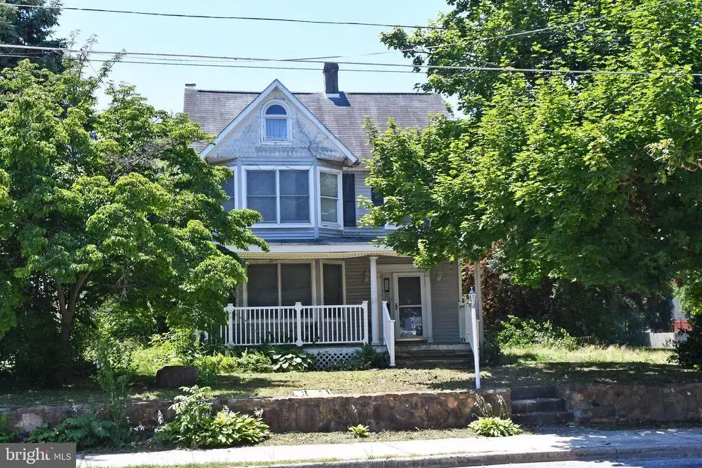 210 W Main St, CECILTON