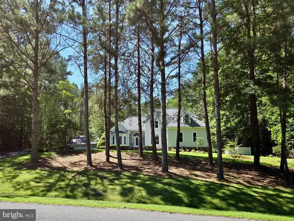 1277 Riverwood Dr, LANCASTER