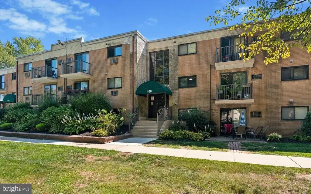 1575 W Street Rd #418, WARMINSTER