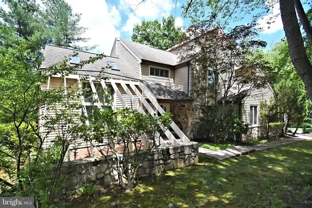22 Wychwood Ln, LANGHORNE