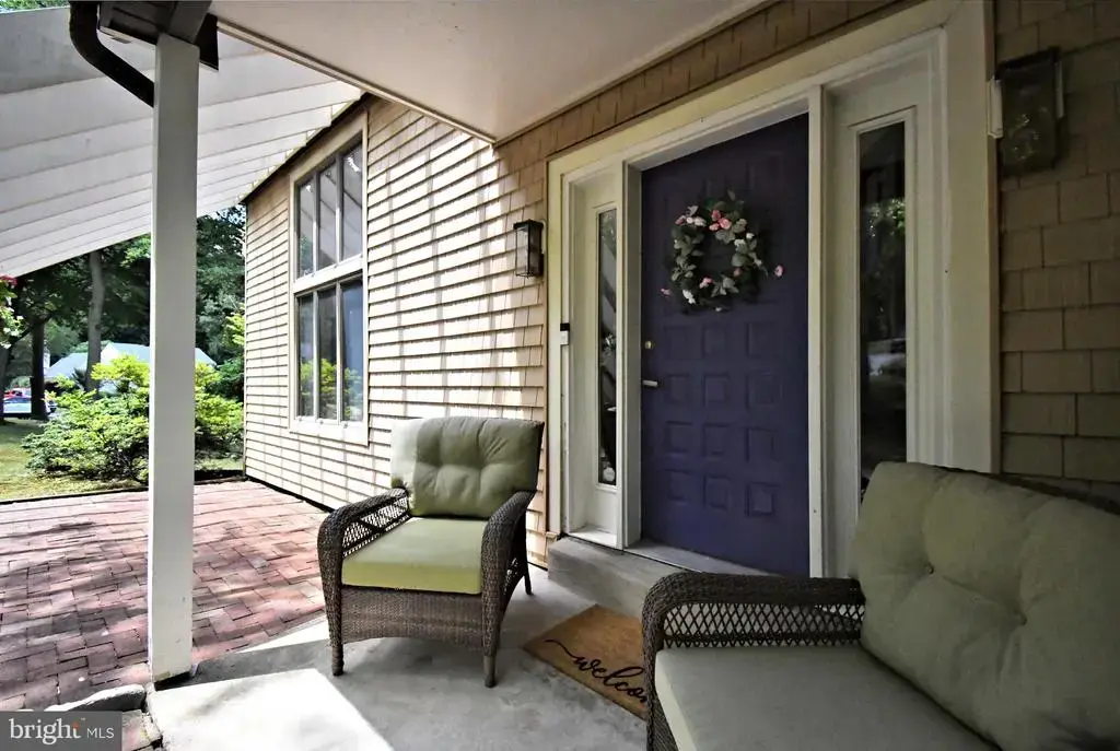 22 Wychwood Ln, LANGHORNE
