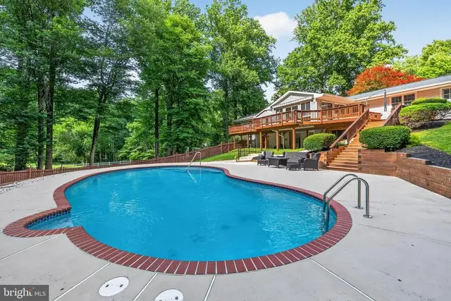 10 Hickory Hill Rd, Cockeysville