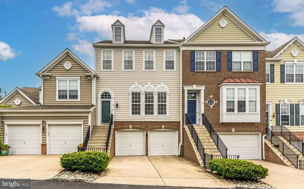 13 Addison Ct, DOYLESTOWN