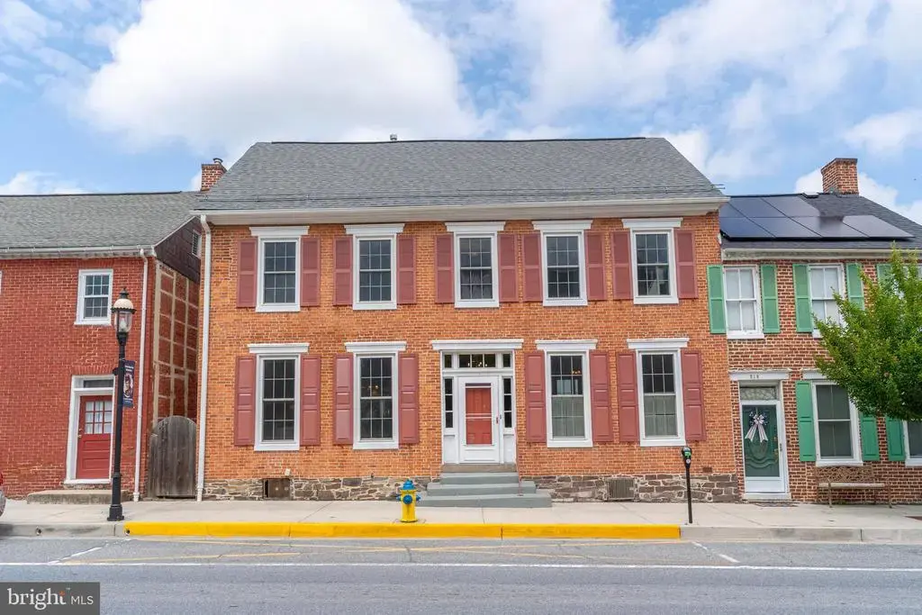 220 W Main St, EMMITSBURG