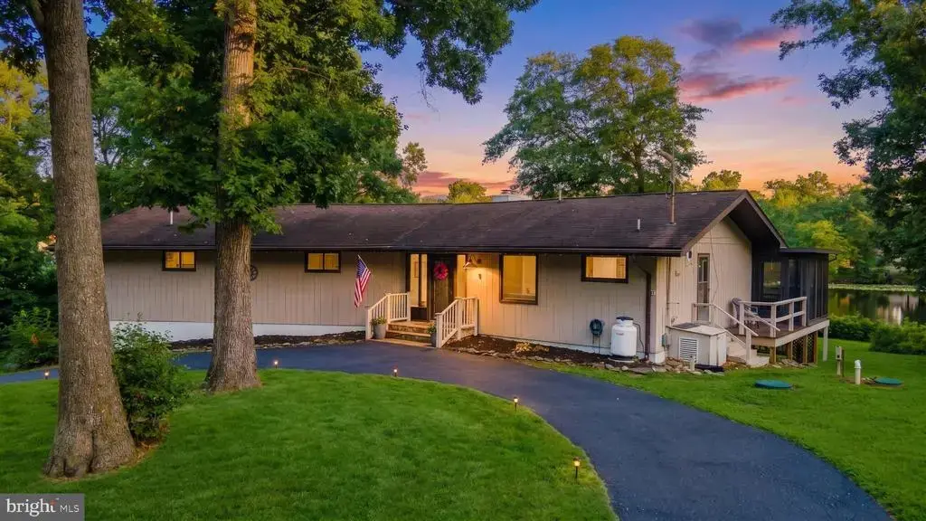 24263 Beaver Dam Dr, SEAFORD