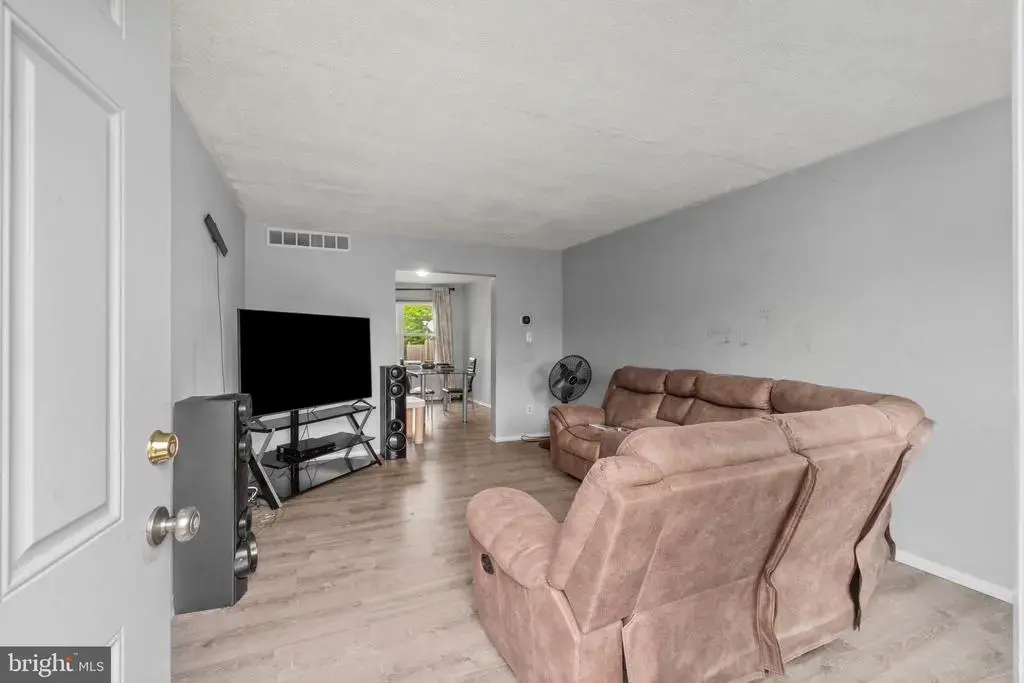 10 Mitnick Ct, BALTIMORE