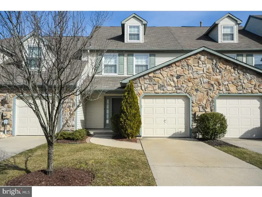 102 Hazelwood Ln, MARLTON