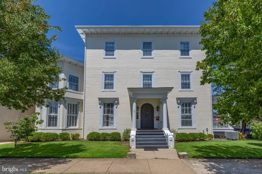 401 Hanover St, FREDERICKSBURG
