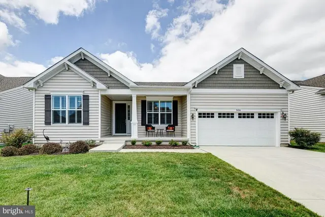 506 Cherry Bark Rd, Middletown