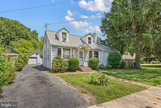 204 Murray Rd, Newark
