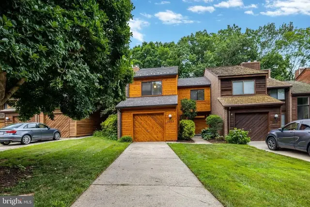 2225 Cedar Cove Ct, Reston