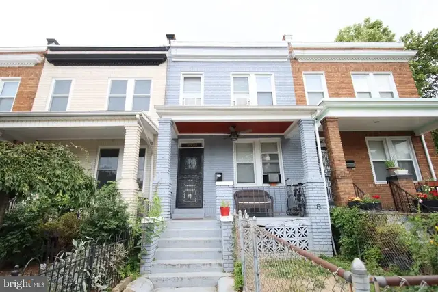 3030 Sherman Ave Nw, Washington