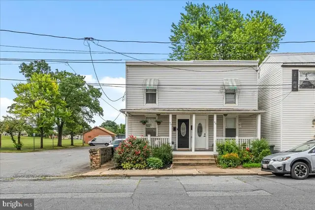 46 Hamilton Ave, Frederick