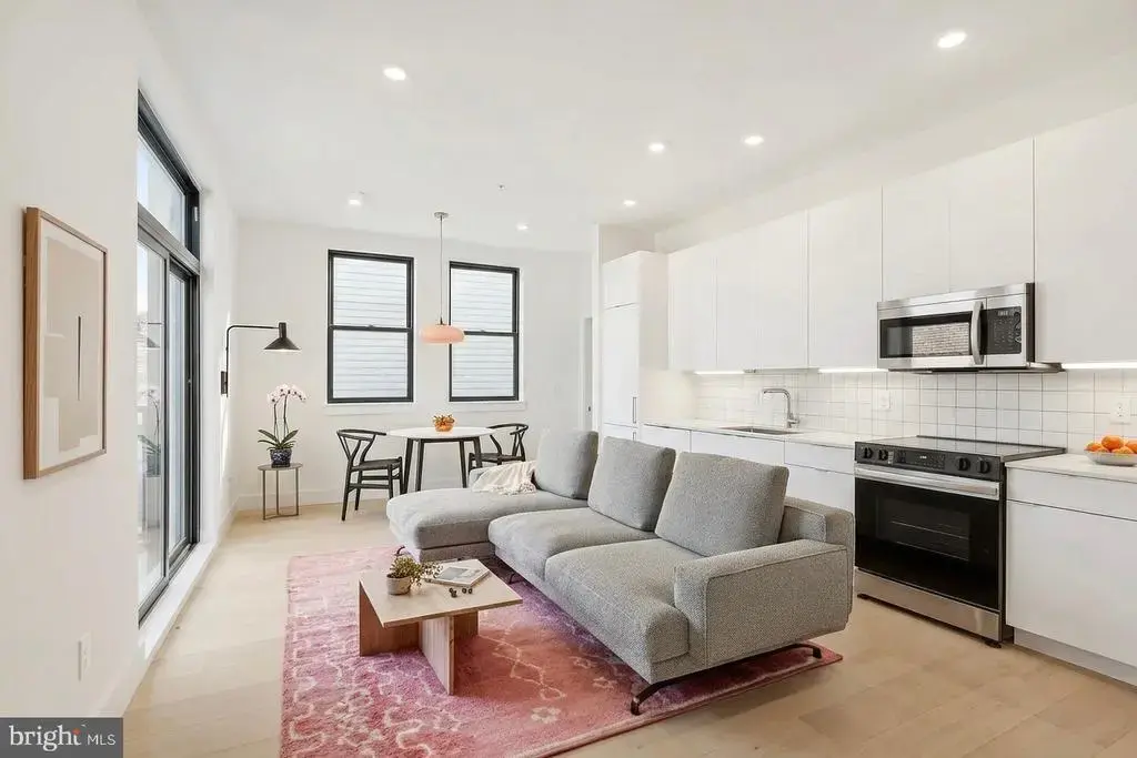 2406 Frankford Ave #2e, PHILADELPHIA