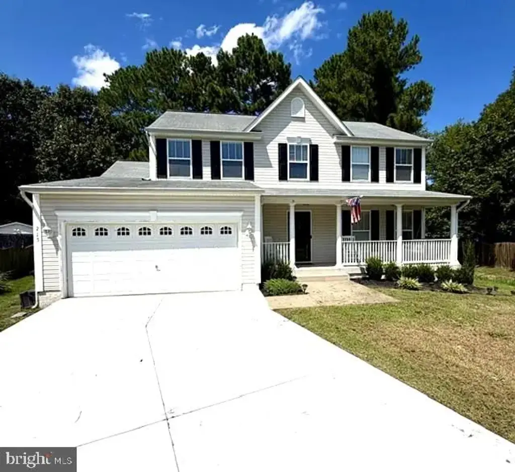 215 Dogwood Ave, COLONIAL BEACH