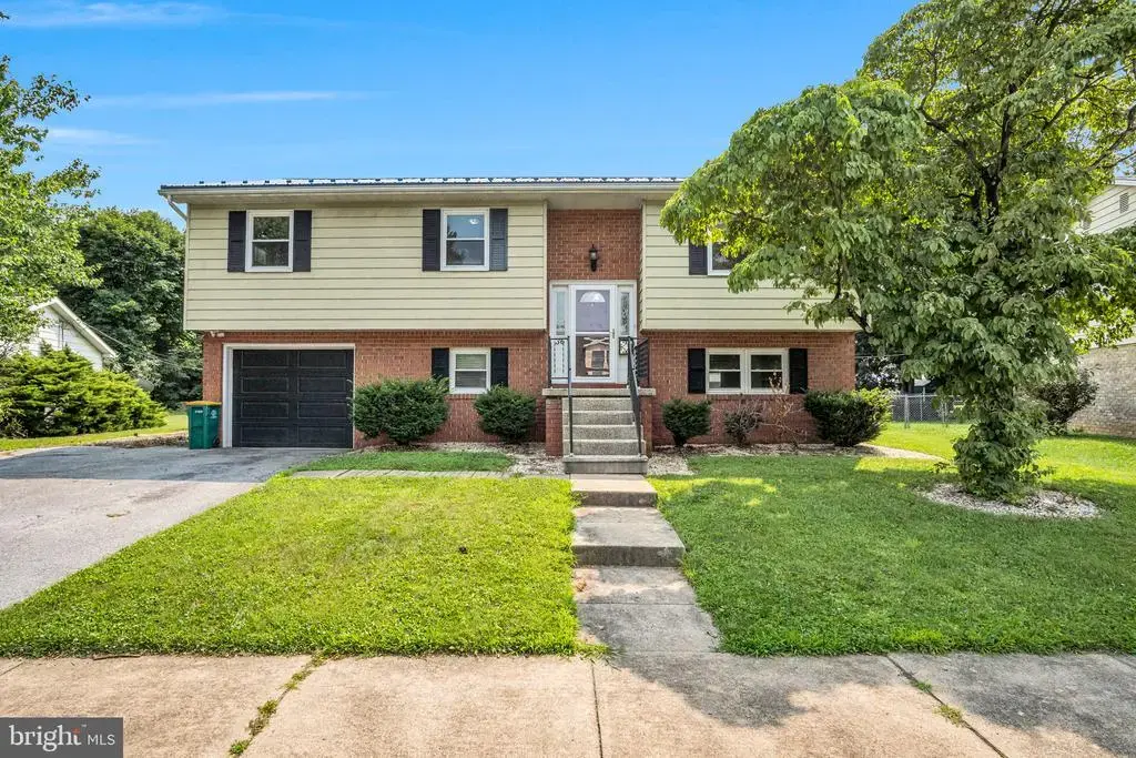 36 Edgelea Dr, CHAMBERSBURG