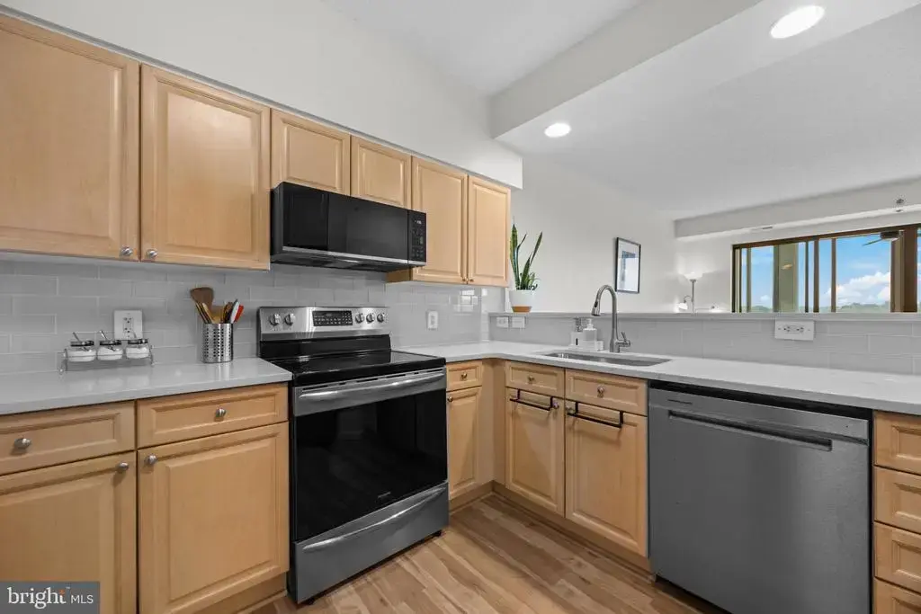 3210 N Leisure World Blvd #1014, SILVER SPRING
