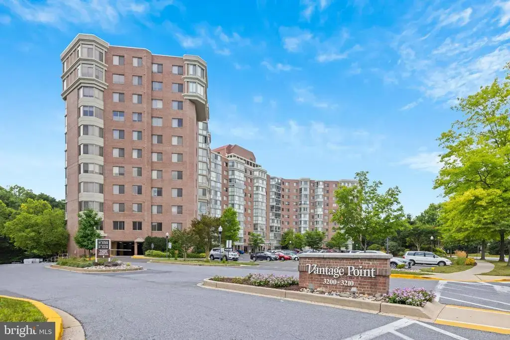 3210 N Leisure World Blvd #1014, SILVER SPRING