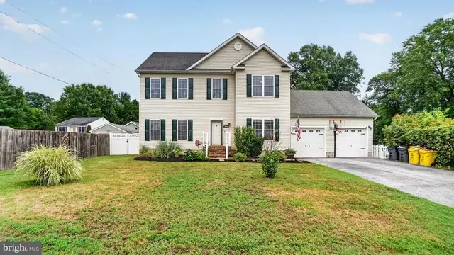 7724 Locust Grove Rd, Glen Burnie