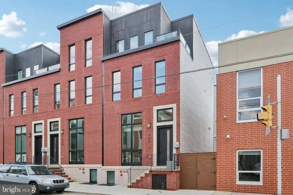 953 N Marshall St, PHILADELPHIA
