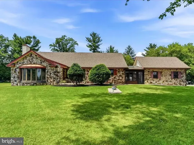 2732 Old Cedar Grove Rd, Broomall