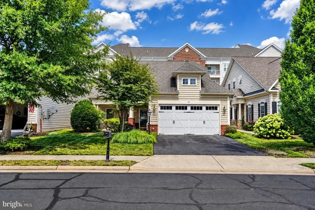 20779 Crescent Pointe Pl, ASHBURN