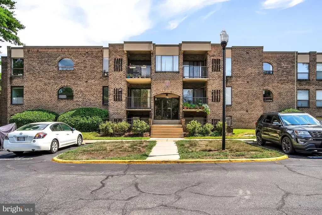 1 Silverwood Cir #8, ANNAPOLIS