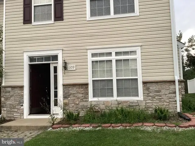 309-309 Old Squaw Ct #30984582, Cambridge
