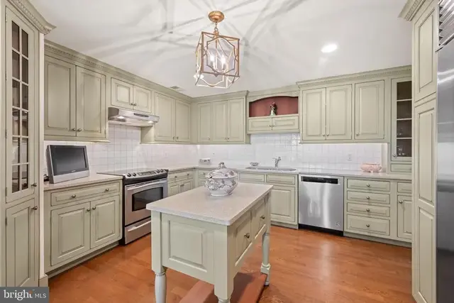 100 Grays Ln #506, Haverford