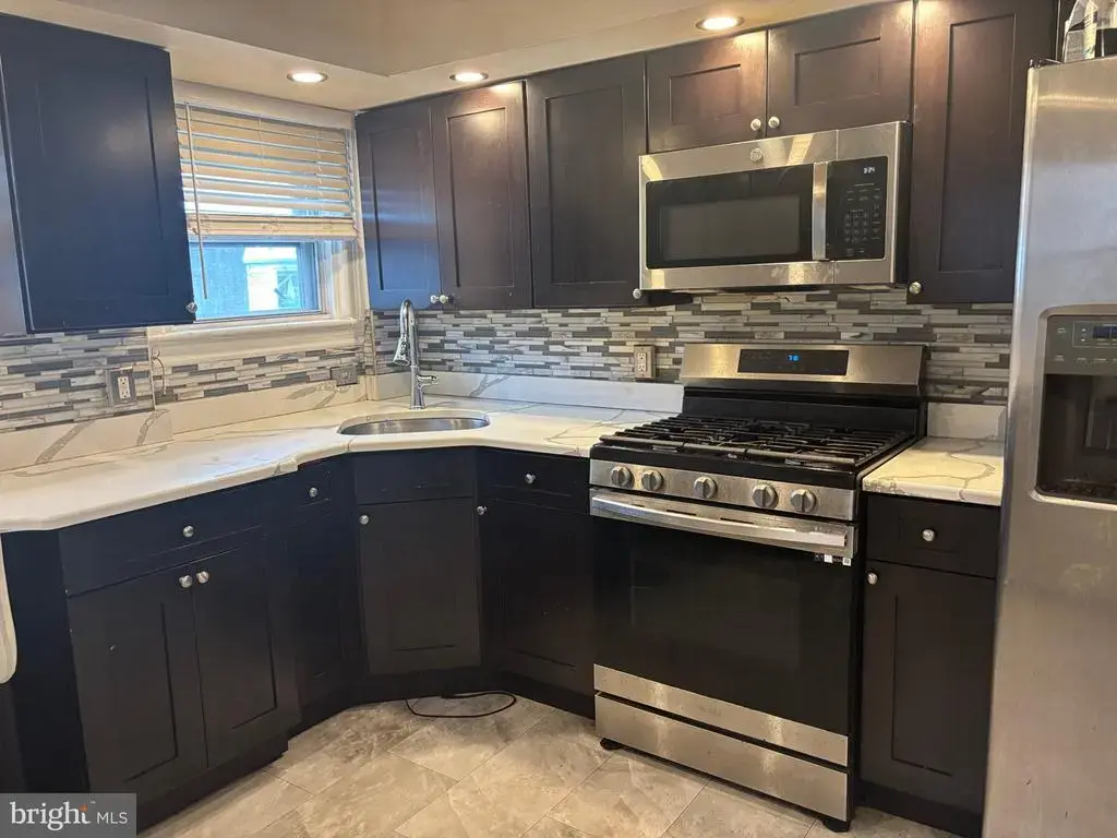 5915 6th, PHILADELPHIA