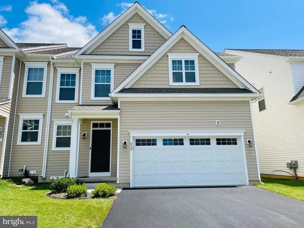 512 Lewis St, DOWNINGTOWN