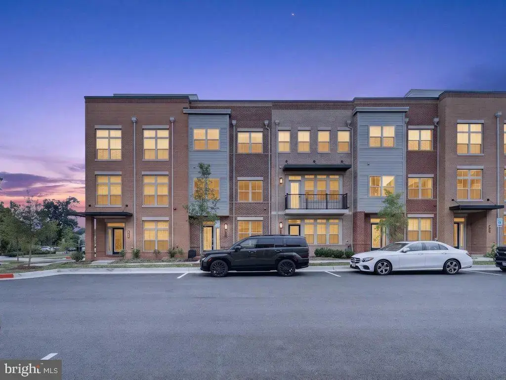 3824 Tussica Way, FAIRFAX