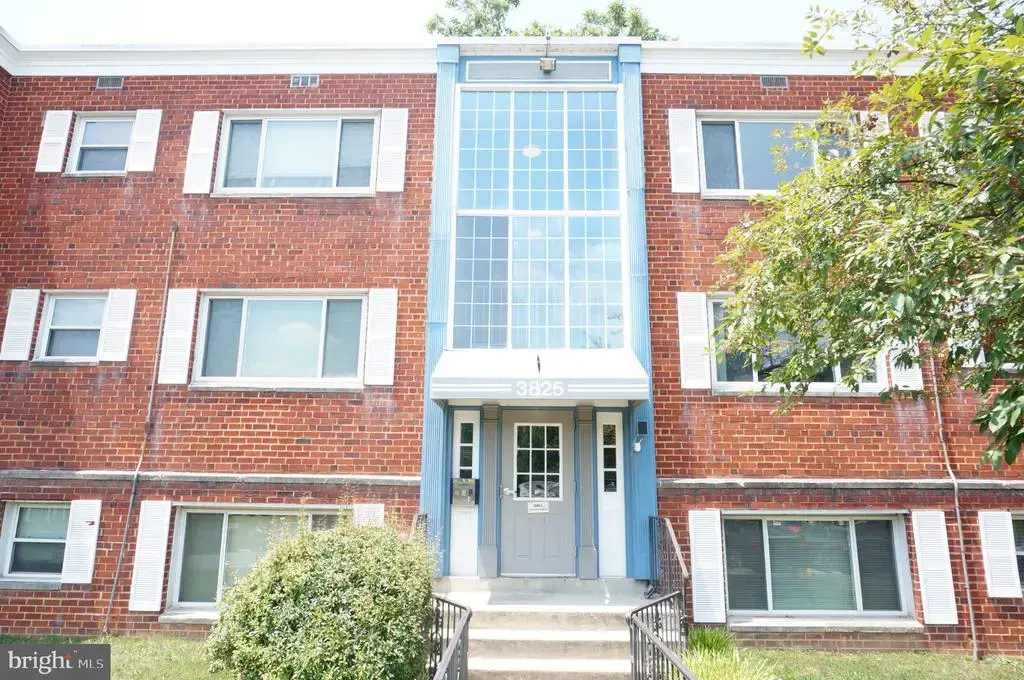 3825 Hamilton St #c-302, HYATTSVILLE